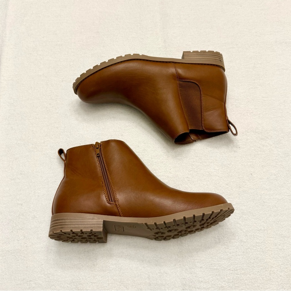 Brown Ankle Boots Side Zip Minimalist Comfort Booties Women’s Size 10 - Picture 2 of 10